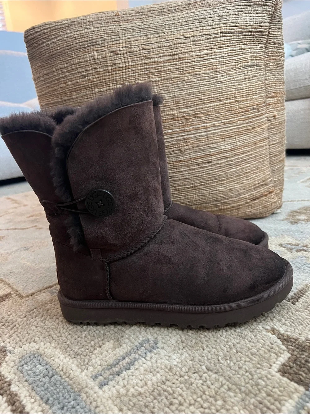 UGG short boot